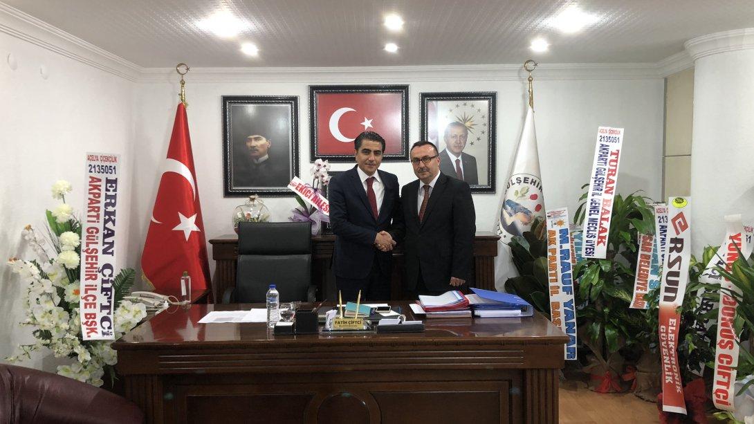 İlçe Milli Eğitim Müdürümüz Sayın Yılmaz CEYLAN,Gülşehir Belediye Başkanı Sayın Av.Fatih ÇİFCİ´ye Hayırlı Olsun Ziyaretinde Bulundu.