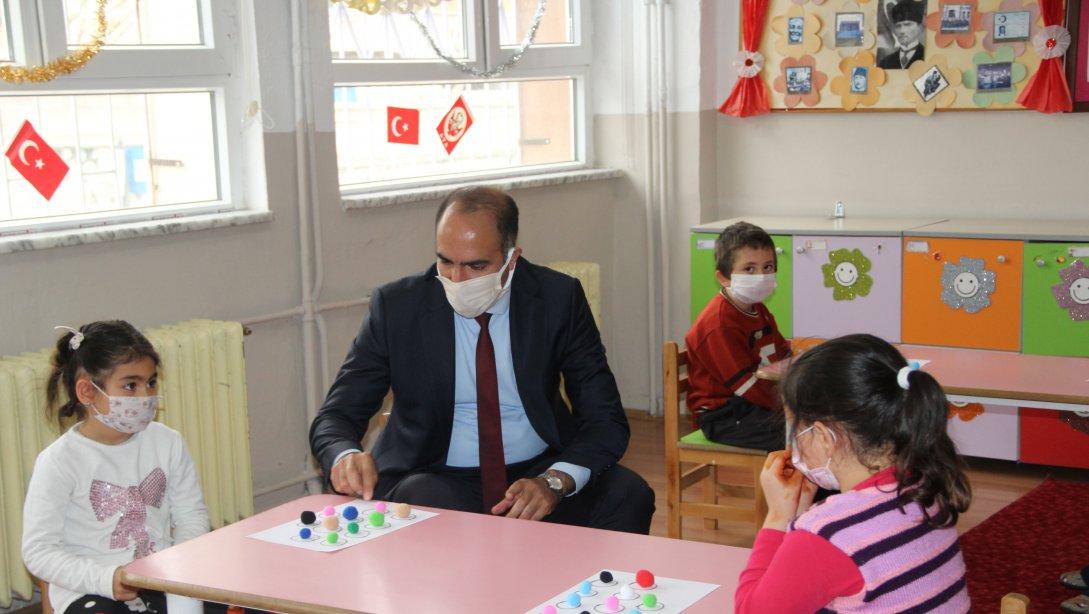 İlçe Milli Eğitim Müdürümüz Sayın Resul Çevik, Karacaşar İlk-Ortaokulu İle Tuzköy İlk-Ortaokulu'nu Ziyaret Etti.