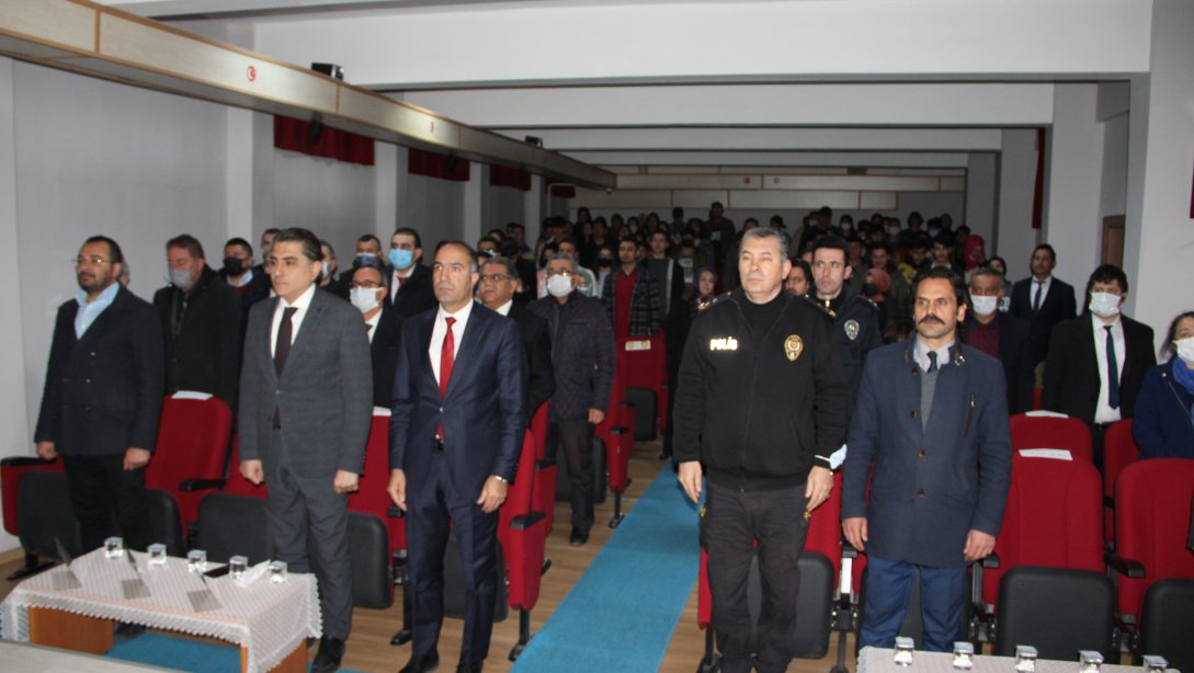 12 Mart İstiklal Marşı'nın Kabulü ve Mehmet Akif Ersoy'u Anma Günü Programımızı Yaptık.